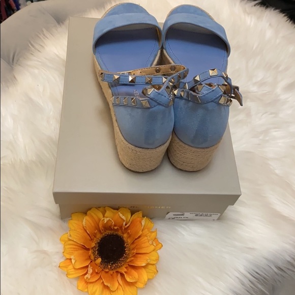 ⛱PRICE FIRM! NEW! Blue Studded Jazlyn Marc Fisher Espadrille Platform Sandal - Picture 3 of 4